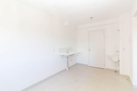 Apartamento para alugar com 32m², 2 quartos e sem vaga Apartamento para alugar com 32m², 2 quartos e sem vagaSala/Cozinha