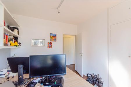 Apartamento à venda com 135m², 3 quartos e 1 vaga Apartamento à venda com 135m², 3 quartos e 1 vagaQuarto 2