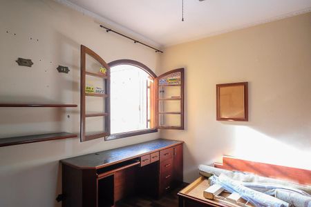 Casa à venda com 189m², 4 quartos e 2 vagasQuarto 1