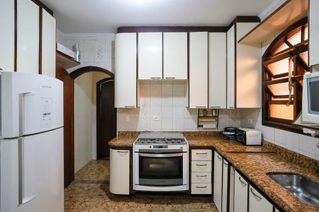 Casa à venda com 189m², 4 quartos e 2 vagasCozinha