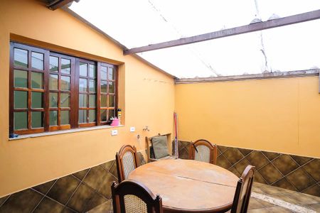 Casa à venda com 189m², 4 quartos e 2 vagasQuintal