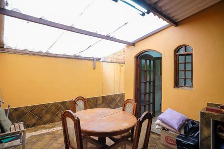 Casa à venda com 189m², 4 quartos e 2 vagasQuintal
