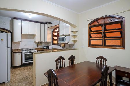 Casa à venda com 189m², 4 quartos e 2 vagasCozinha