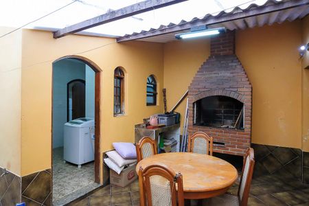 Casa à venda com 189m², 4 quartos e 2 vagasQuintal