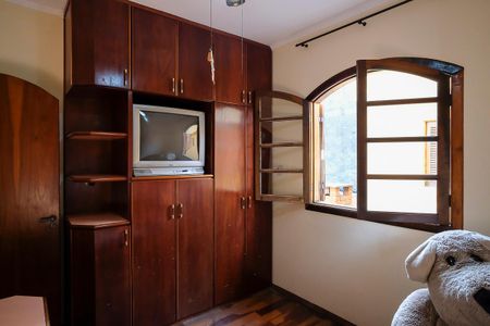 Casa à venda com 189m², 4 quartos e 2 vagasQuarto 2