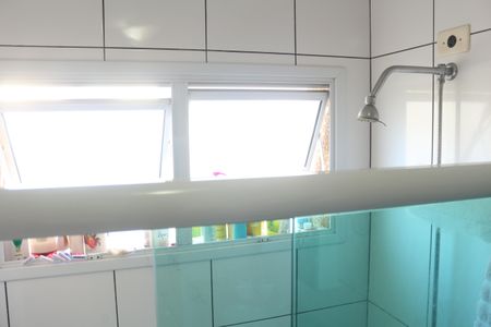 Casa à venda com 300m², 4 quartos e 4 vagasBanheiro da Suíte 2