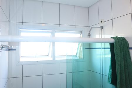 Casa à venda com 300m², 4 quartos e 4 vagasBanheiro da Suíte 3