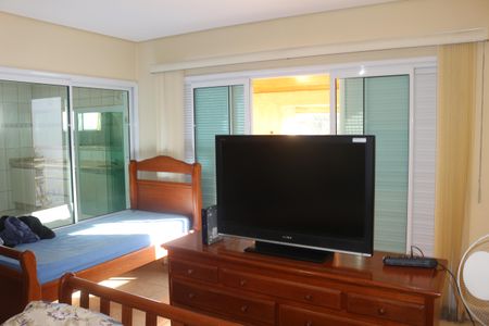 Casa à venda com 300m², 4 quartos e 4 vagasSuíte 1