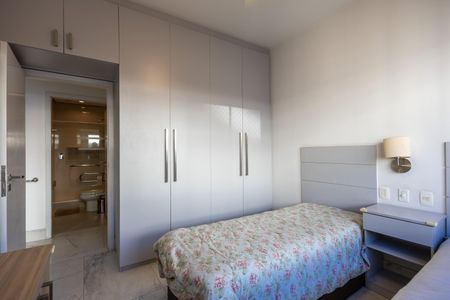 Apartamento à venda com 100m², 3 quartos e 2 vagas Apartamento à venda com 100m², 3 quartos e 2 vagasQuarto 1