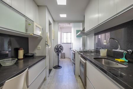 Apartamento à venda com 100m², 3 quartos e 2 vagas Apartamento à venda com 100m², 3 quartos e 2 vagasCozinha