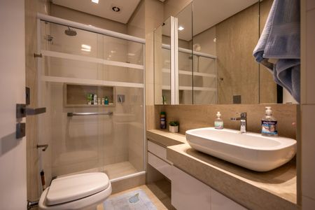 Apartamento à venda com 100m², 3 quartos e 2 vagas Apartamento à venda com 100m², 3 quartos e 2 vagasBanheiro Suite