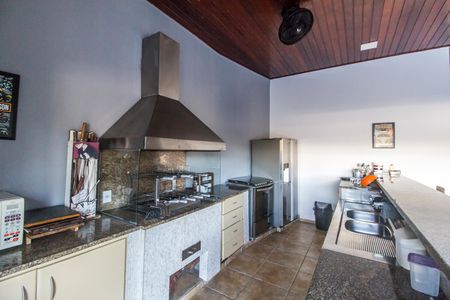 Casa de condomínio à venda com 420m², 5 quartos e 4 vagas Casa de condomínio à venda com 420m², 5 quartos e 4 vagasÁrea gourmet