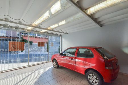 Casa à venda com 196m², 4 quartos e 2 vagas Casa à venda com 196m², 4 quartos e 2 vagasGaragem