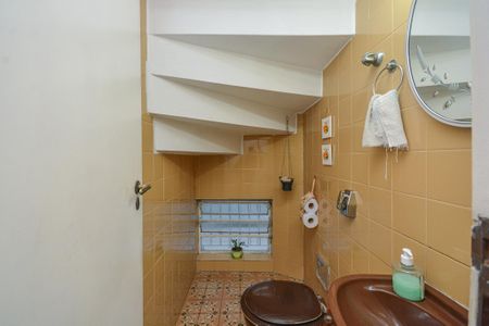 Casa à venda com 196m², 4 quartos e 2 vagas Casa à venda com 196m², 4 quartos e 2 vagasLavabo
