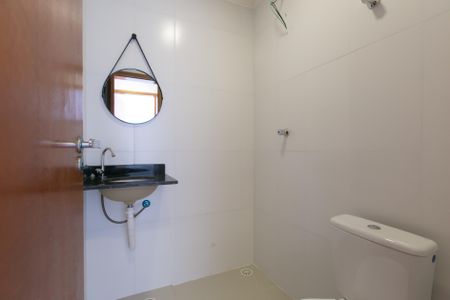 Apartamento à venda com 37m², 2 quartos e sem vaga Apartamento à venda com 37m², 2 quartos e sem vagaBanheiro