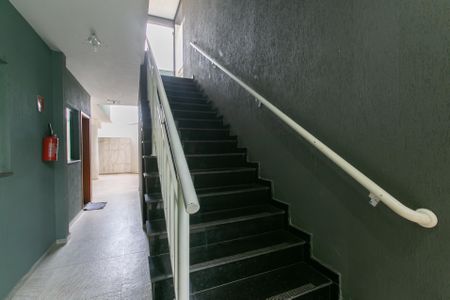 Apartamento à venda com 37m², 2 quartos e sem vaga Apartamento à venda com 37m², 2 quartos e sem vagaEscada / Entrada