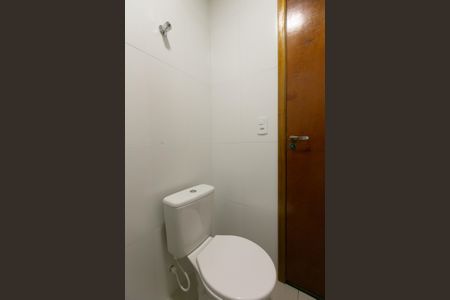 Apartamento à venda com 37m², 2 quartos e sem vaga Apartamento à venda com 37m², 2 quartos e sem vagaBanheiro