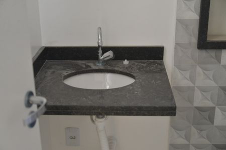 Apartamento à venda com 92m², 2 quartos e 2 vagasBanheiro da Suíte