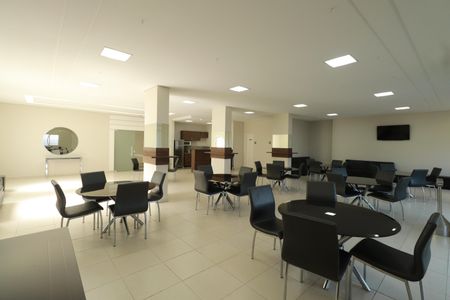 Apartamento à venda com 98m², 4 quartos e 2 vagasÁrea comum - Salão de festas