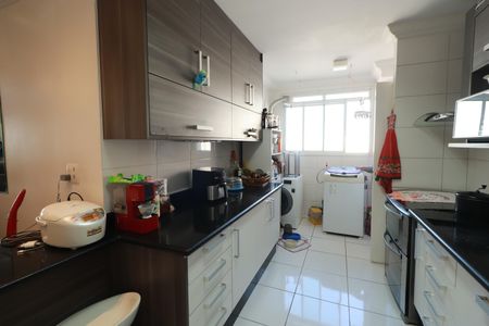 Apartamento à venda com 98m², 4 quartos e 2 vagasCozinha