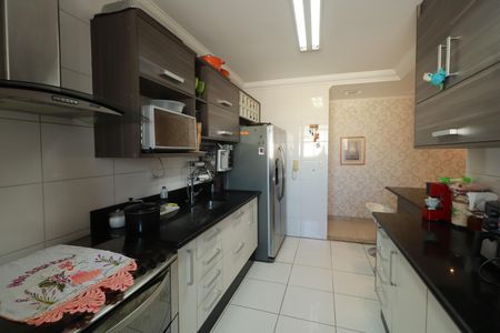 Apartamento à venda com 98m², 4 quartos e 2 vagasCozinha