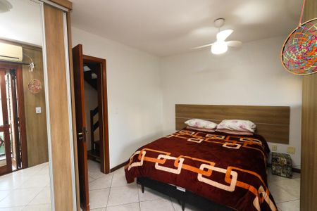 Casa de condomínio à venda com 110m², 2 quartos e 2 vagasSuíte 2