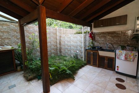 Casa de condomínio à venda com 110m², 2 quartos e 2 vagasÁrea de Serviço