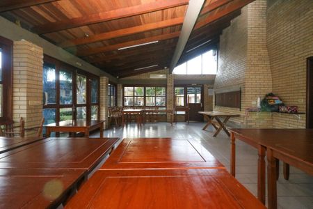 Casa de condomínio à venda com 110m², 2 quartos e 2 vagasÁrea comum - Salão de festas