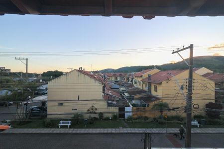 Casa de condomínio à venda com 110m², 2 quartos e 2 vagasVista da Sala de TV