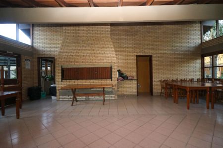 Casa de condomínio à venda com 110m², 2 quartos e 2 vagasÁrea comum - Salão de festas