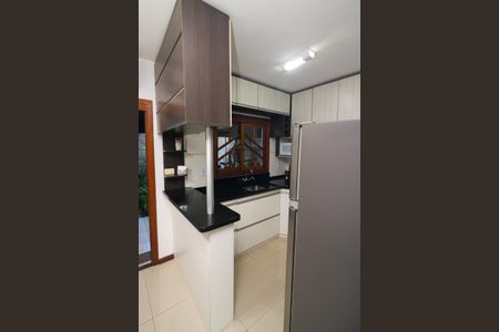 Casa de condomínio à venda com 110m², 2 quartos e 2 vagasCozinha