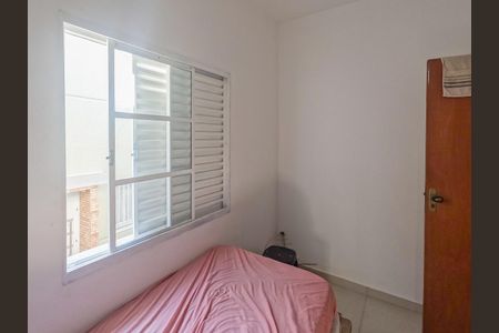 Casa de condomínio para alugar com 64m², 2 quartos e 1 vaga Casa de condomínio para alugar com 64m², 2 quartos e 1 vagaQuarto