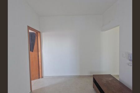 Casa de condomínio para alugar com 64m², 2 quartos e 1 vaga Casa de condomínio para alugar com 64m², 2 quartos e 1 vagaSala