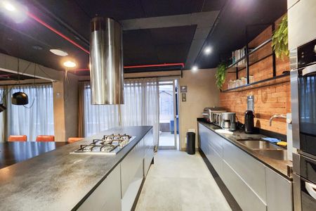Studio à venda com 37m², 1 quarto e sem vaga Studio à venda com 37m², 1 quarto e sem vagaÁrea comum - cinema