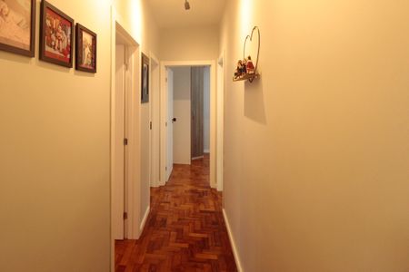 Apartamento à venda com 90m², 3 quartos e 1 vaga Apartamento à venda com 90m², 3 quartos e 1 vagaCorredor