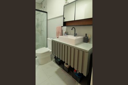 Apartamento à venda com 90m², 3 quartos e 1 vaga Apartamento à venda com 90m², 3 quartos e 1 vagaBanheiro