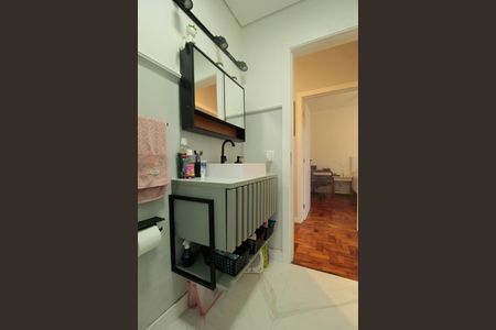 Apartamento à venda com 90m², 3 quartos e 1 vaga Apartamento à venda com 90m², 3 quartos e 1 vagaBanheiro