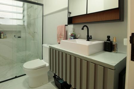 Apartamento à venda com 90m², 3 quartos e 1 vaga Apartamento à venda com 90m², 3 quartos e 1 vagaBanheiro