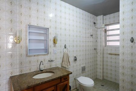 Apartamento à venda com 121m², 2 quartos e 1 vagaBanheiro