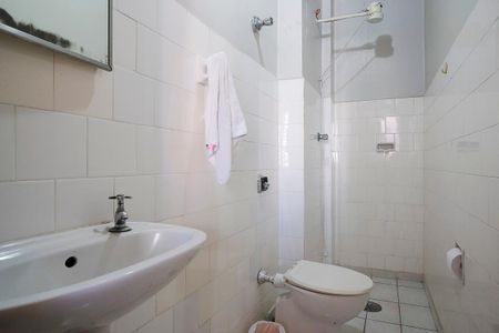 Apartamento à venda com 121m², 2 quartos e 1 vagaBanheiro de Serviço 