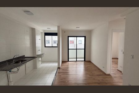 Sala  de apartamento para alugar com 2 quartos, 45m² em Vila Palmares, Santo André