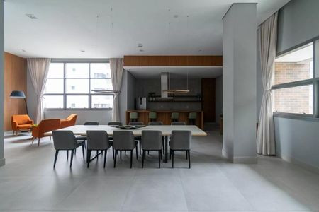 Apartamento à venda com 115m², 3 quartos e 2 vagas Apartamento à venda com 115m², 3 quartos e 2 vagasÁrea comum - Salão de festas