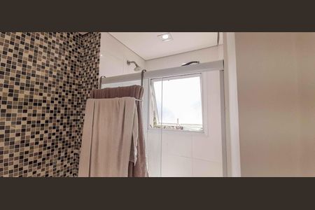 Apartamento à venda com 74m², 2 quartos e 2 vagas Apartamento à venda com 74m², 2 quartos e 2 vagasBanheiro da Suíte