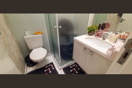 Apartamento à venda com 74m², 2 quartos e 2 vagas Apartamento à venda com 74m², 2 quartos e 2 vagasBanheiro Social