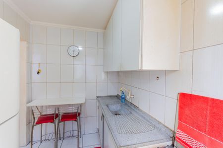 Apartamento à venda com 49m², 2 quartos e 1 vaga Apartamento à venda com 49m², 2 quartos e 1 vagaCozinha e Área de Serviço