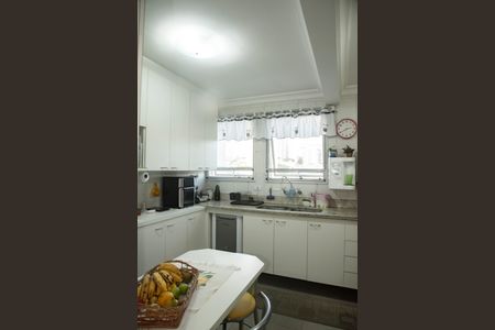 Apartamento à venda com 75m², 2 quartos e 2 vagasCozinha