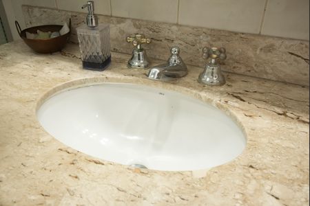 Apartamento à venda com 75m², 2 quartos e 2 vagasBanheiro