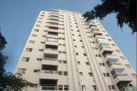 Apartamento à venda com 75m², 2 quartos e 2 vagasFachada