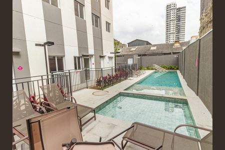 Apartamento à venda com 26m², 1 quarto e sem vaga Apartamento à venda com 26m², 1 quarto e sem vagaÁrea comum - Piscina