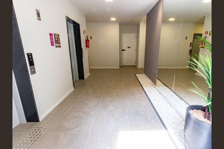 Apartamento à venda com 26m², 1 quarto e sem vaga Apartamento à venda com 26m², 1 quarto e sem vagaÁrea comum - Hall